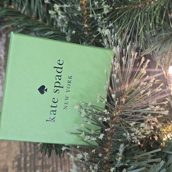 Kate Spade Gold and Pearl Heart Earrings - Picture 3 of 3